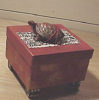 red turtle box